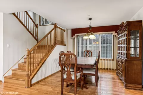 Dining - 5516 W Hawthorne Ave, Berkeley, IL 60163 photo 1 of 3