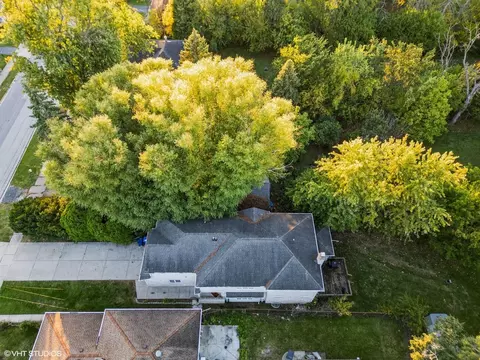 View/Area - 5516 W Hawthorne Ave, Berkeley, IL 60163 photo 4 of 11