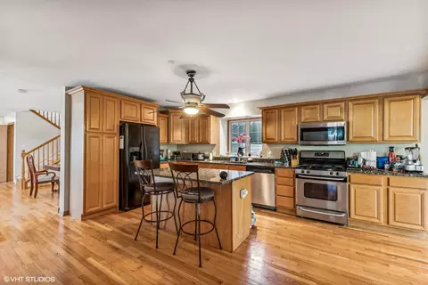 Kitchen - 5516 W Hawthorne Ave, Berkeley, IL 60163 photo 1 of 2