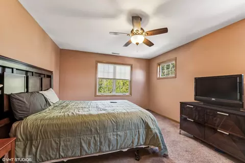 Bedroom - 5516 W Hawthorne Ave, Berkeley, IL 60163 photo 3 of 4