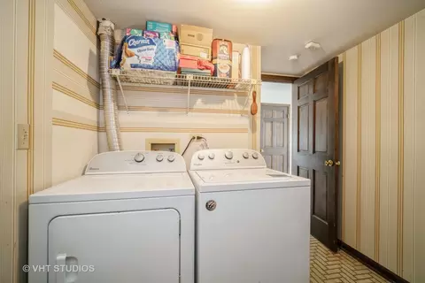 Other - 1090 John Dr, Hoffman Estates, IL 60169 photo 1 of 3