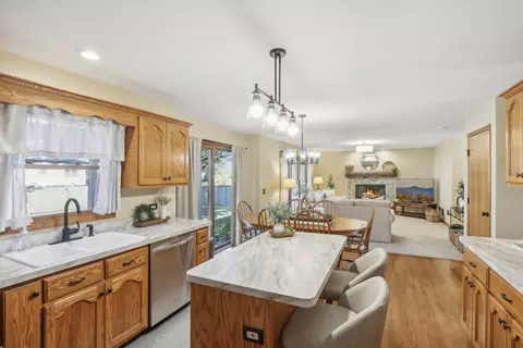 25052 Michele Dr, Plainfield, IL 60544 photo 8