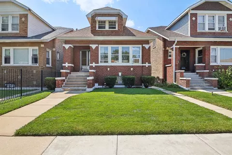 4543 W Schubert Ave, Chicago, IL 60639