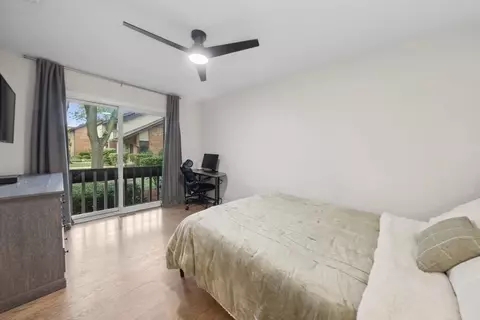 Bedroom - 24 Kane Ct, Willowbrook, IL 60527 photo 1 of 4