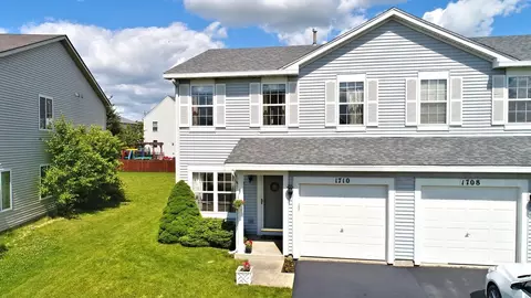1710 Raleigh Trl, Romeoville, IL 60446