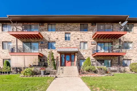 11810 S Komensky Ave #302, Alsip, IL 60803