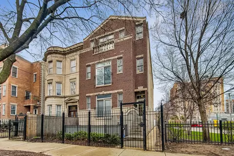 4621 N Kenmore Ave #3, Chicago, IL 60640