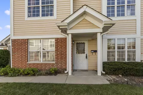 216 Chesterfield Ct #C, Schaumburg, IL 60193