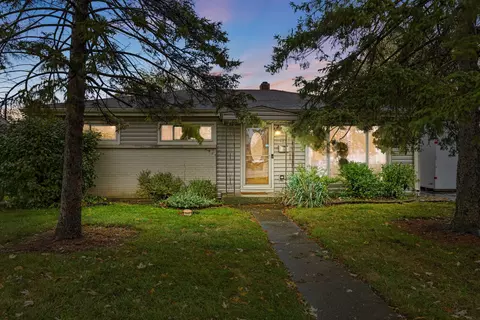 725 N Westmore Ave, Villa Park, IL 60181