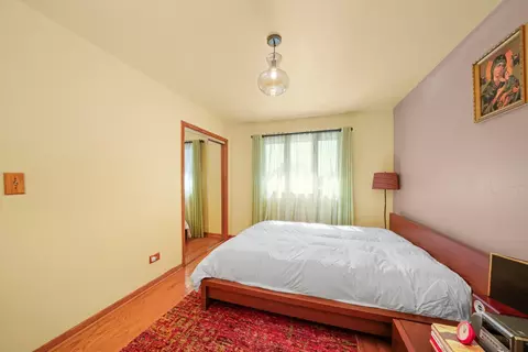 Bedroom - 579 Dawn Ct, Des Plaines, IL 60016 photo 4 of 4