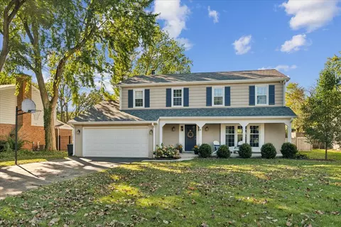 25 W Stone Ave, Lake Forest, IL 60045