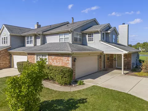 1493 Club Dr #1493, Glendale Heights, IL 60139