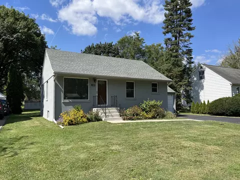 4708 Schwartz Ave, Lisle, IL 60532