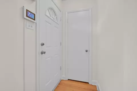 8059 S Artesian Ave, Chicago, IL 60652 photo 3
