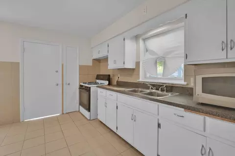 8059 S Artesian Ave, Chicago, IL 60652 photo 10