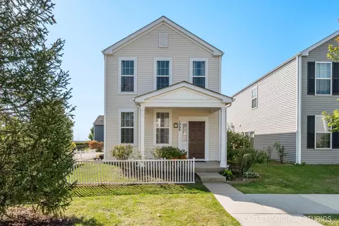 1068 Celebration Dr, Aurora, IL 60504
