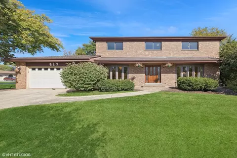 417 S Helena Ave, Mount Prospect, IL 60056