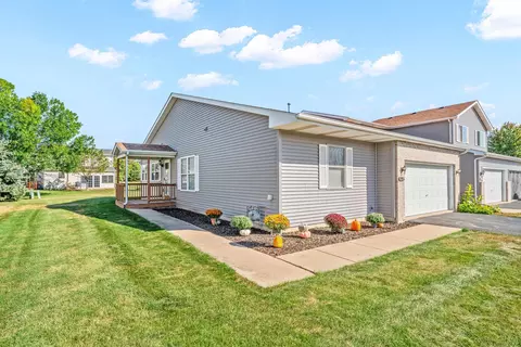 220 Morrow St #A, Somonauk, IL 60552