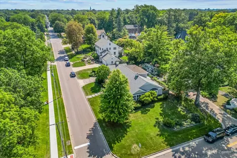 View/Area - 424 W Madison Ave, Wheaton, IL 60187 photo 4 of 7