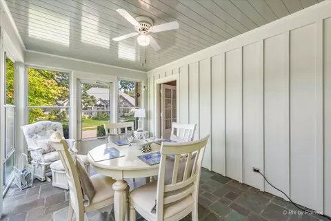 Exterior - 424 W Madison Ave, Wheaton, IL 60187 photo 5 of 10