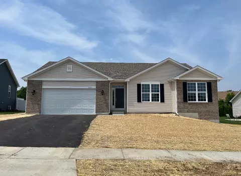 2325 Truman Trl, Mchenry, IL 60051