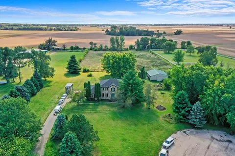 46 W315 Middleton Rd, Hampshire, IL 60140