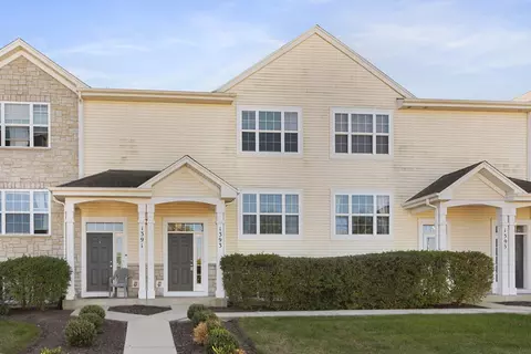 1393 Carolyn Ct, Yorkville, IL 60560
