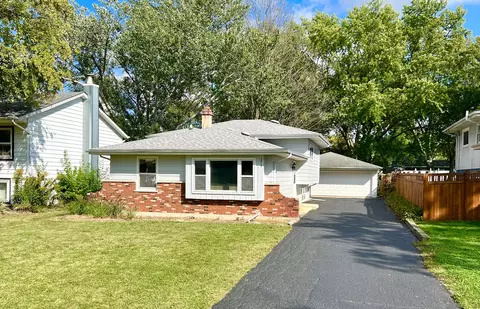 3913 N Washington St, Westmont, IL 60559
