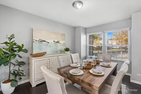 Dining - 2347 Nantucket Ln, Elgin, IL 60123 photo 1 of 2