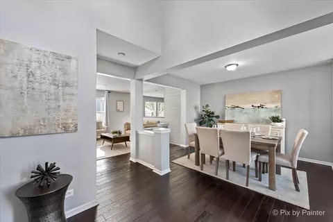 Entry Way - 2347 Nantucket Ln, Elgin, IL 60123 photo 1 of 3