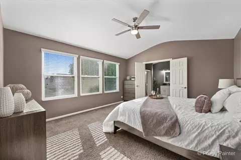 Bedroom - 2347 Nantucket Ln, Elgin, IL 60123 photo 2 of 6