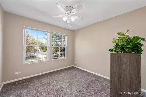 Bedroom - 2347 Nantucket Ln, Elgin, IL 60123 photo 5 of 6
