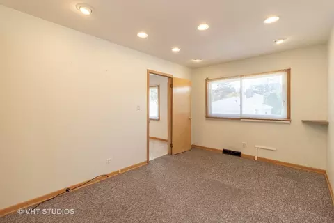 Other - 1668 Maple St, Des Plaines, IL 60018 photo 2 of 4