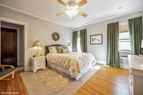 Bedroom - 809 Forest Ave #1S, Evanston, IL 60202 photo 1 of 2