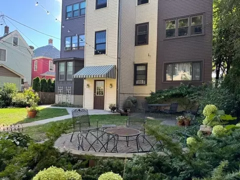 Exterior - 809 Forest Ave #1S, Evanston, IL 60202 photo 3 of 4