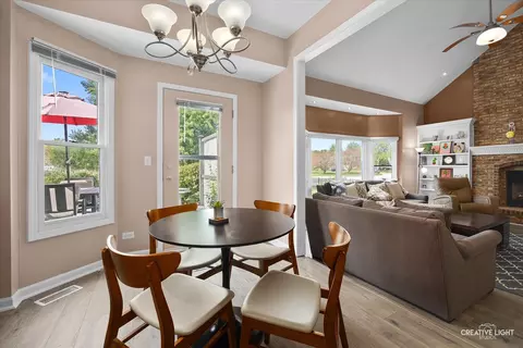 Dining - 590 Casey Ct, Aurora, IL 60502 photo 2 of 2