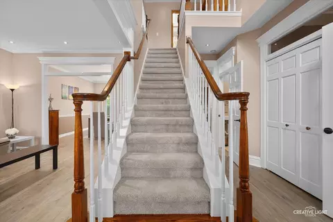 Entry Way - 590 Casey Ct, Aurora, IL 60502 photo 2 of 2