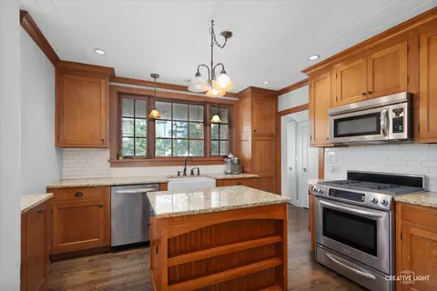 Kitchen - 309 Wing Park Blvd, Elgin, IL 60123 photo 2 of 3