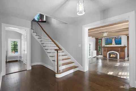Entry Way - 309 Wing Park Blvd, Elgin, IL 60123 photo 2 of 3