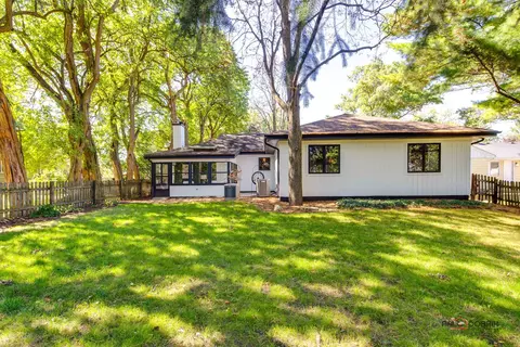 1007 Crest St, Wheaton, IL 60189 photo 34