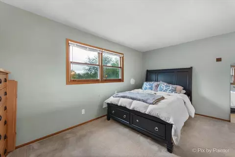 Bedroom - 2614 Jonathan Rd, Mchenry, IL 60050 photo 2 of 4