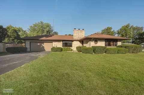 621 N Latham St, Sandwich, IL 60548