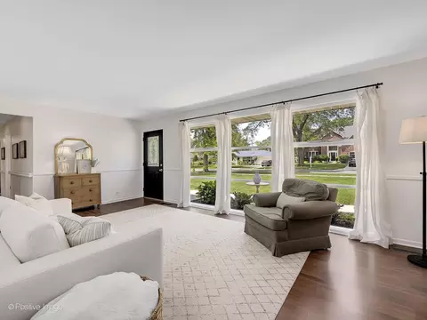 612 Wakeman Ave, Wheaton, IL 60187 photo 10