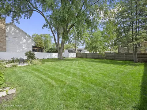 612 Wakeman Ave, Wheaton, IL 60187 photo 20