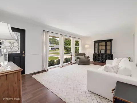 612 Wakeman Ave, Wheaton, IL 60187 photo 11