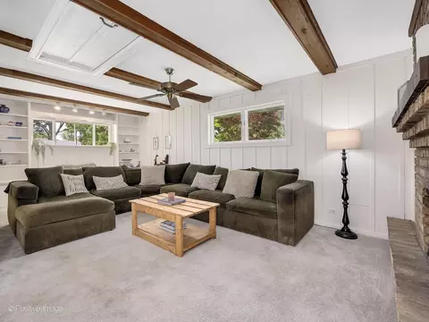 612 Wakeman Ave, Wheaton, IL 60187 photo 8