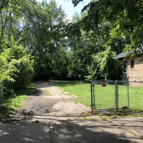 23 W 124th St, Chicago, IL 60628