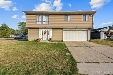 252 Waverly Dr, Elgin, IL 60120 photo 1