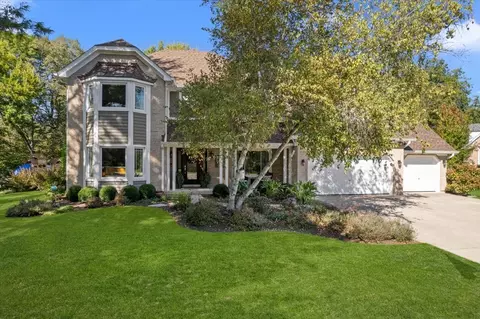 42 W046 Retreat Ct, Saint Charles, IL 60175
