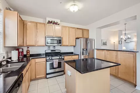 Kitchen - 320 Laurel Ave, Des Plaines, IL 60016 photo 2 of 3
